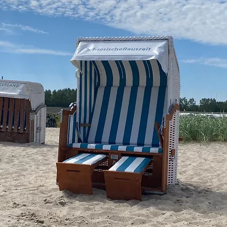 Holiday home Fenke Schillig